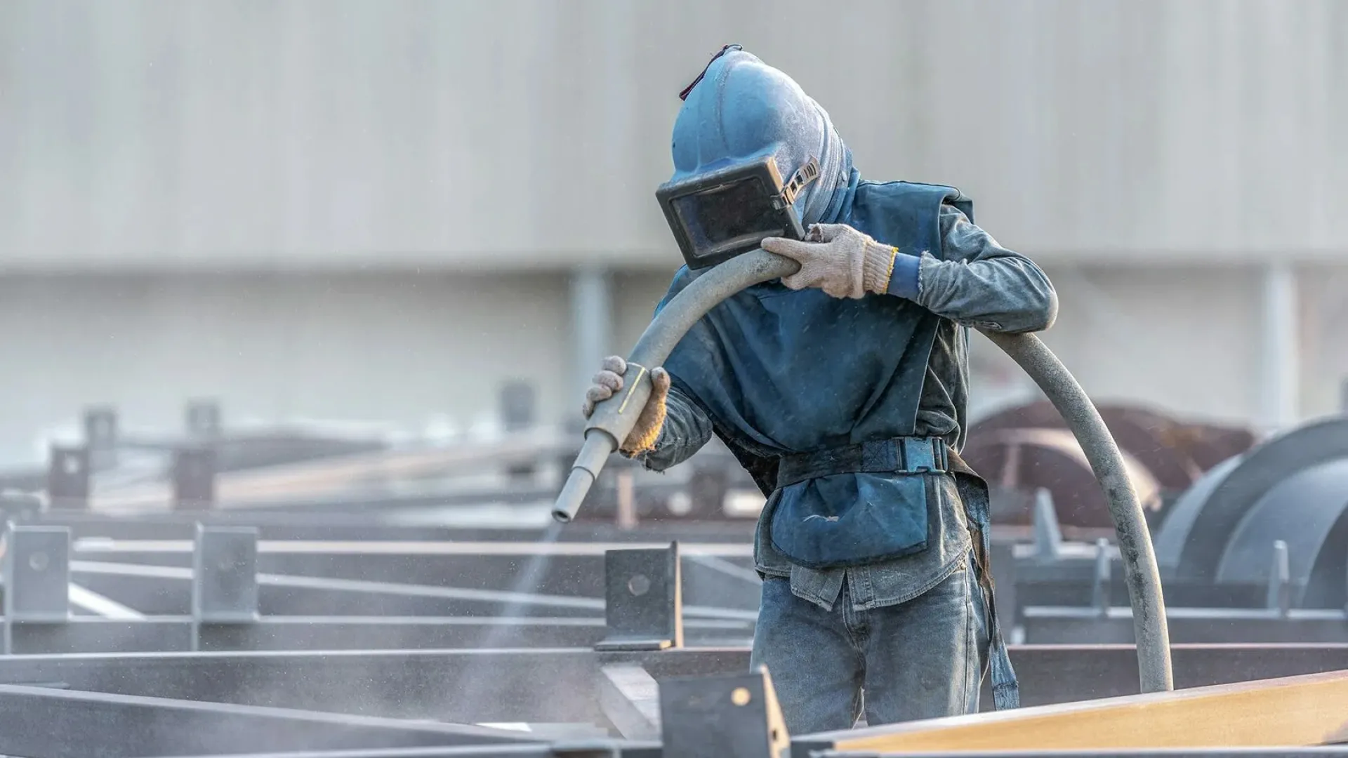 Пескоструйная обработка металла труба электросварная сталь