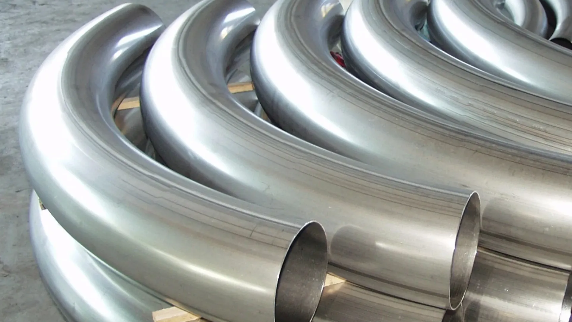 Изготовление гнутых отводов 800 мм